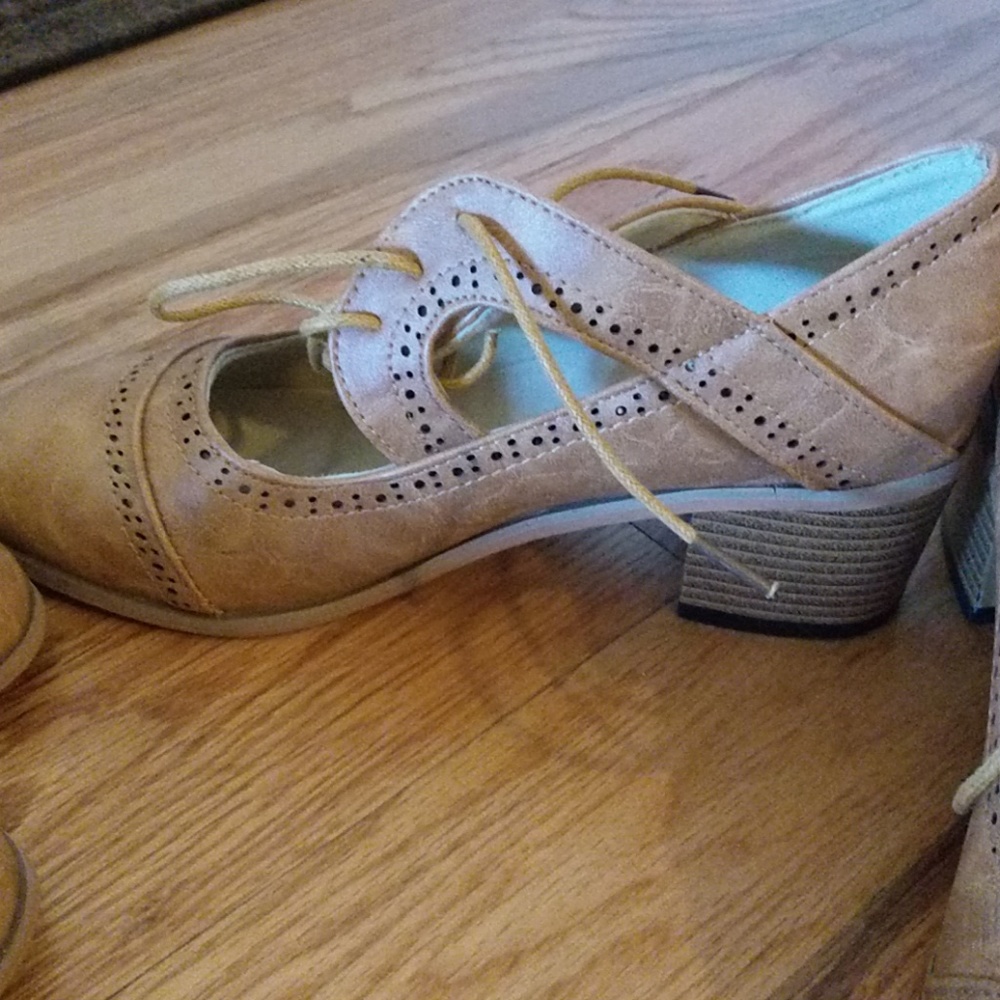 Tan Mary Jane heels